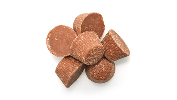 Yupik Mini Peanut Butter Cups 2.2 lb (35.2 oz) Kosher Milk Chocolate Goblets Peanut Butter Filling Smooth &amp Creamy Delicious Snacks Ideal for Baking Topping &amp Gifting