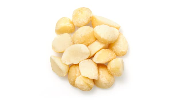 Yupik Macadamia Nuts Medium Pieces 2.2 lb (35.2 oz) Raw and Unsalted Gluten-Free and Kosher Unroasted Oil-Free Nuts with Creamy Flavor Source of Fiber Ideal for Baking Cooking and Healthy Sna