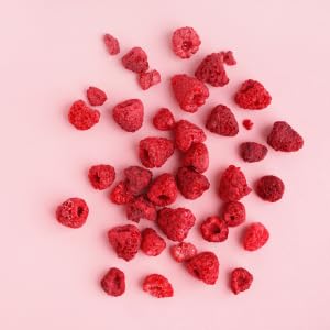 Freeze Dried Raspberries | Dried Bulk Raspberries | 200 + Pieces | 100% Natural | Gluten Free | Garnishing Cocktails Cake Decoration Baking Fruit Sorbet Tea Cooking | 3.17 oz | 90 Grams | PET Jar