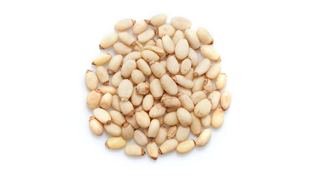 Yupik Pine Nuts 2.2 lb (35.2 oz) Raw Gluten-Free Kosher Raw Nuts Smooth &amp Creamy Pine Kernels Shelled Unsalted Unroasted Oil-Free Source of Iron Ideal for Cooking &amp Baking