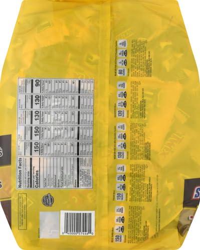 M&ampM'S Milk Chocolate M&ampM'S Peanut SNICKERS Chocolate Candy TWIX Caramel Cookie Bar &amp MILKY WAY Caramel Milk Chocolate Bulk Halloween Candy Assortment 53.26oz (135 Pieces)