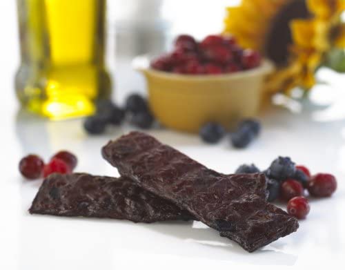 Simply Snackin' - Dried Grass Fed Beef Snacks High Protein Low Calorie Low Sugar Low Carb Low Fat Gluten Free 20 Serving Pack (Northwoods Beef with Cranberries &amp Blueberries)