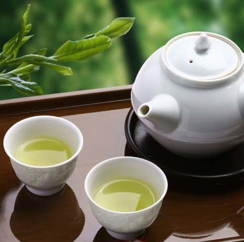 Tealyra - Imperial Yunnan Silver Needle - White Loose Leaf Tea - Top Chinese White Tea - Caffeine Level Low - 100g (3.5-ounce)