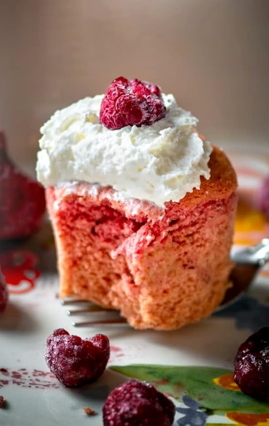 Freeze Dried Raspberries | Dried Bulk Raspberries | 200 + Pieces | 100% Natural | Gluten Free | Garnishing Cocktails Cake Decoration Baking Fruit Sorbet Tea Cooking | 3.17 oz | 90 Grams | PET Jar