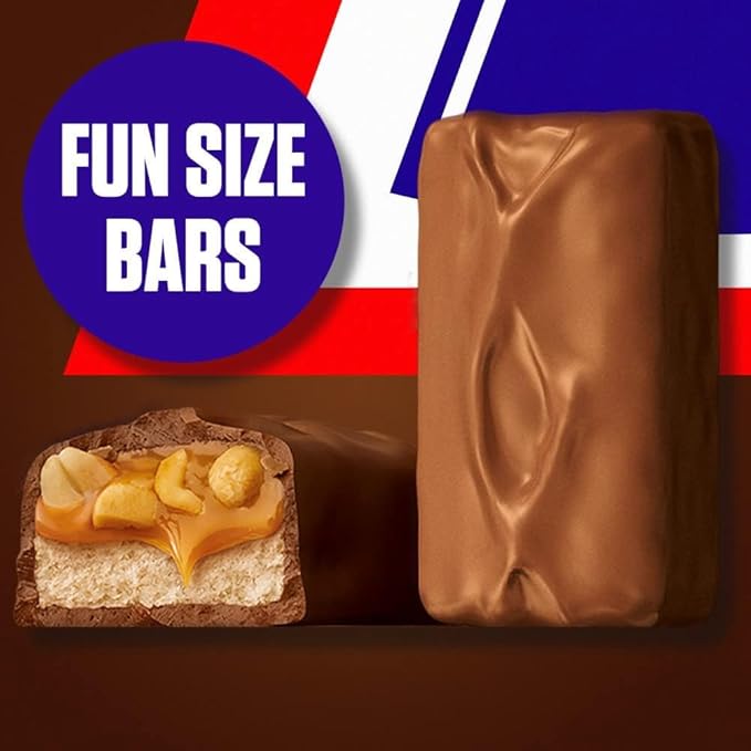 Snickers Fun Size Candy Bars - Individually Wrapped Chocolate Candy Bars - Bulk Snickers Candy Bars - Milk Chocolate Peanut and Caramel Snickers Bars - Bulk Candy (Pack of 65)