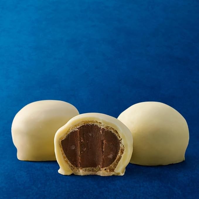 Ouro Branco Brazilian White Chocolate Bonbons Lacta | 2.2 lbs Perfect for Sharing | Bombom Ouro Branco 1Kg