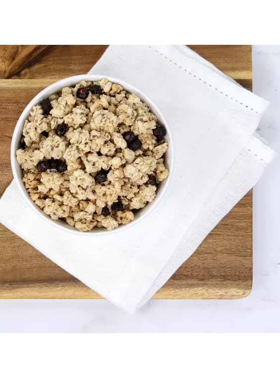 Blueberry Flax Granola Naturally Flavored 32 oz. Non-GMO ingredients and no artificial flavors. (2 Pack)