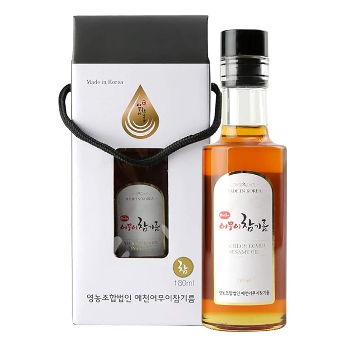 HELLO KFOOD YECHEON OMUI Premium Roasted Sesame Oil 100% Korean Cold Pressed Sesame Seed Oil for Cooking Made in Korea (Yecheon) 한국산 예천 참기름 - 6.08 fl oz (180ml)
