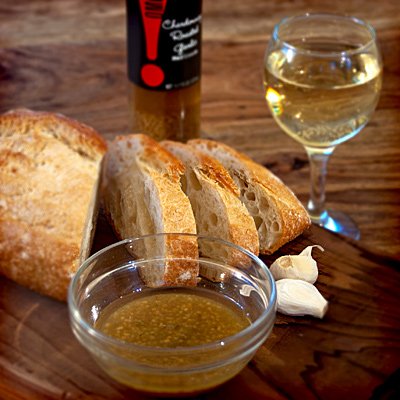 OMG!: Delicious Dipping Oil | As found in Pike Place Market | Perfect for breads veggies salads and marinades. (Chardonnay Roasted Garlic Marinade 177ml/6oz)