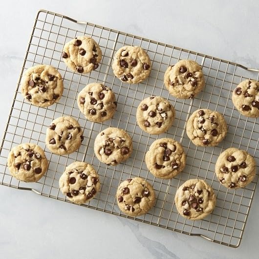 Betty Crocker Cookie Mix Variety Chocolate Chip Oatmeal Peanut Butter Double Chocolate Chunk and Sugar Cookie 17.5 Ounce (Pack of 5) - with Make Your Day Bag Clip