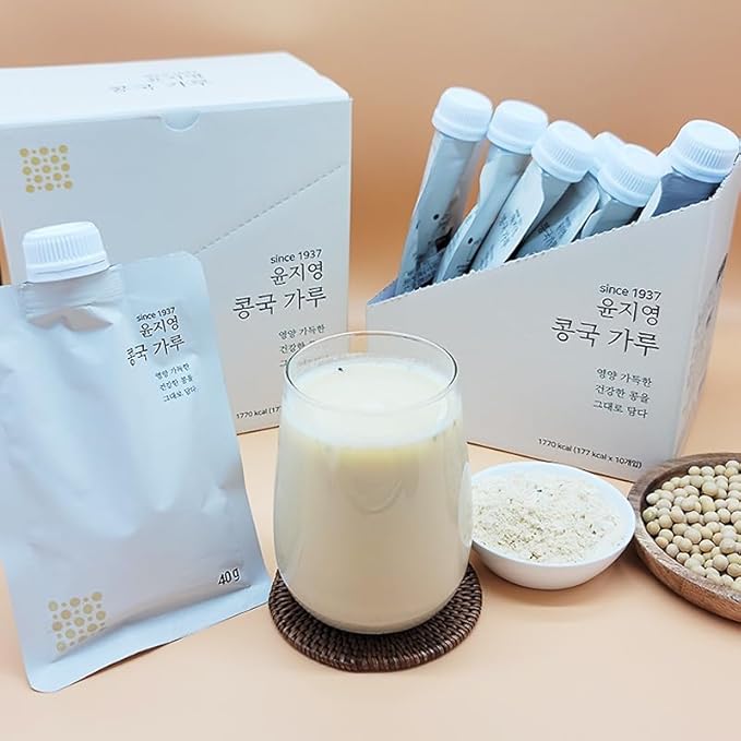 Yoonjiyoung 100% Korean Soybean Powder 한국산 콩국가루 (10 pouch 400g / 14.1 oz) – Vegan Meal Replacement Shake 100% Korean Grains No Additives