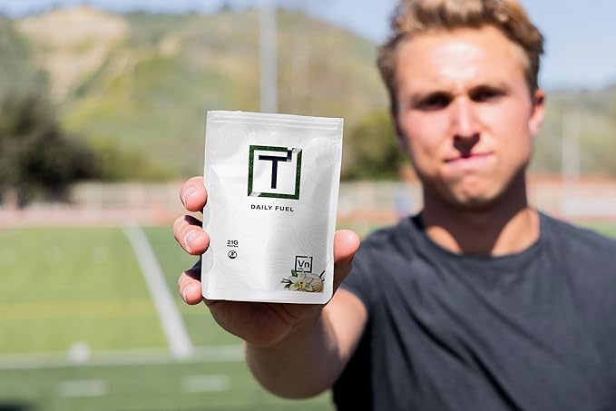 THREAD Performance Daily Fuel - Chocolate Brownie | All-in-One Sports Nutrition for Young Athletes | 21g Protein 60+ Organic Superfoods Vitamins &amp Minerals | 30 Servings