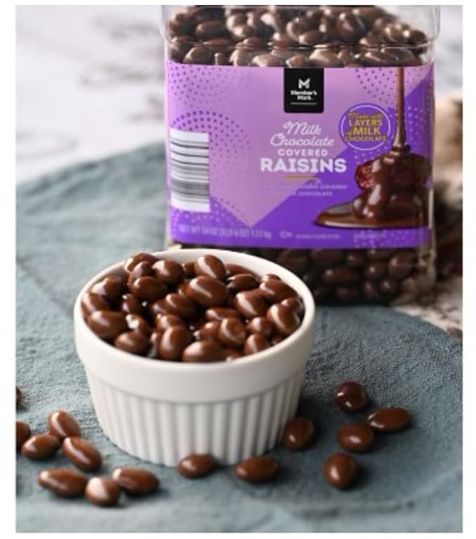 Member Mark Chocolate Raisins (54 oz.)