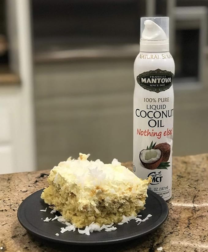 Mantova Coconut Oil Spray 100% Pure Cooking Oil Ideal for Healthy Keto Snacks Baking Grilling and Seasoning - Versatile Dispenser for Spray Drip or Stream with No Waste 5 oz (Pack of 2)