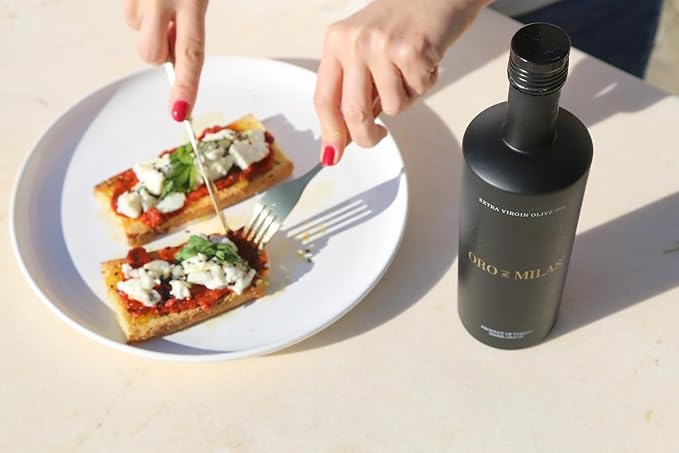 Oro di Milas Extra Virgin Olive Oil | Made From Memecik Olives | PDO Certified | Multi Award Winning Olive Oil | Product of Turkey | 500mL (16.9 fl oz)