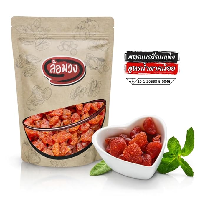 ล้อมวง Premium Dried Strawberries – Low Sugar Dried Fruit Slices – Chewy and Sweet Whole Berry Pieces for Snacking Baking and Cereal Toppings (100g)
