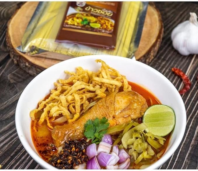 Mae Amporn Brand Khao Soi Cooking Set Khao Soi Curry Paste 100g + Khao Soi Dried Noodle 300g