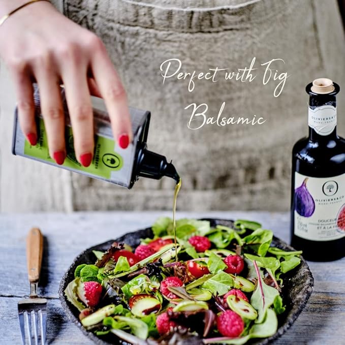 Basil Olive Oil by Oliviers&ampCo. Cold Pressed Extra Virgin Olive Oil with Fresh Basil Gourmet Finishing Oil from Italy for Salads Pasta Dips and Cooking 16.8 fl oz
