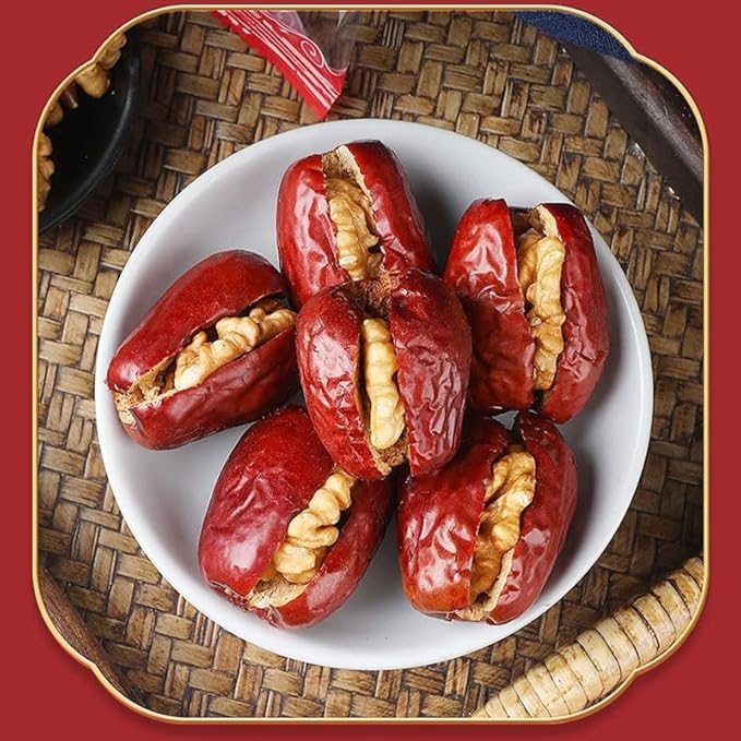 Grey jujube with walnuts 17.6 oz/500 g stuffed dates clip walnut independent small packaging casual snacks jujube dates and walnuts