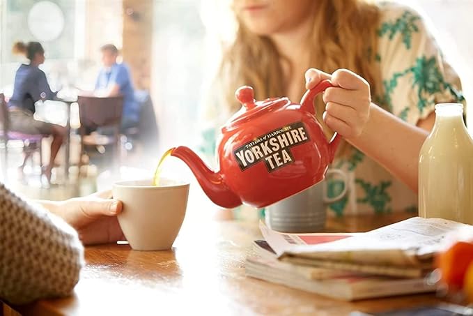 Yorkshire Tea Red Black Tea Individually Wrapped Bags 200 Count (Pack of 1) Refreshing Satisfying and Strong Classic British Breakfast Blend Caffeinated Enjoy Hot or Iced 200 Teabags