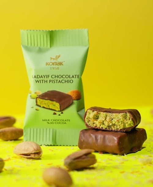 40 Count of Mini Dubai Chocolate Kunafa Pistachio Bar - Pistachio Chocolate Bars with Shredded Phyllo Dough - Fresh Daily Production Perfect for Gifting - 1.1 lbs (500g) / Aprox 40 Pieces