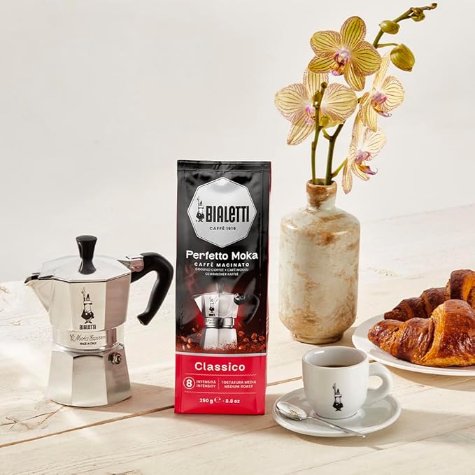 Bialetti - Perfetto Moka Classico: Medium roast ground coffee hazelnut and dried fruit aroma 250g x 6 bag with aroma valve