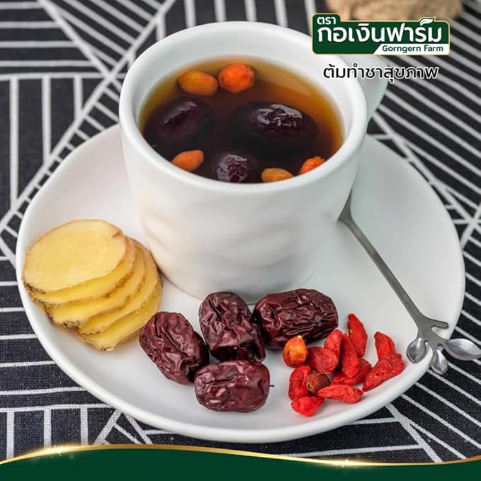 กอเงิน Premium Dried Red Dates - Whole Jujube Fruit Naturally Sweet and Chewy - Essential Ingredient for Traditional Soups Herbal Teas and Snacking (500g)