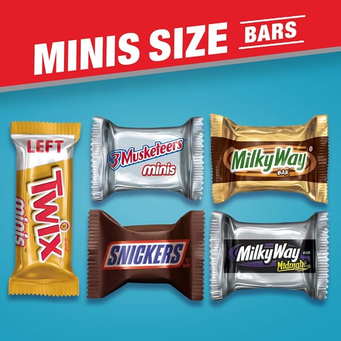 SNICKERS TWIX MILKY WAY &amp 3 MUSKETEERS Variety Pack Fun Size Variety Pack Milk Chocolate &amp Dark Chocolate Candy Bars Assortment 40 oz 135 Piece Bag