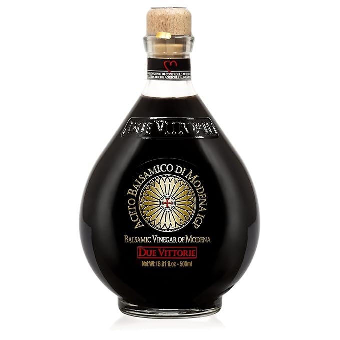 Due Vittorie Oro Gold Balsamic Vinegar of Modena. Highest score from The Consortium of Modena - 16.91fl oz / 500ml - Pack of 1
