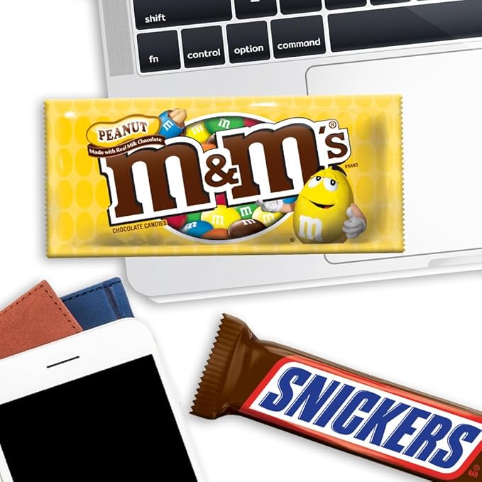 Mars M&ampM'S SNICKERS 3 MUSKETEERS SKITTLES &amp STARBURST Variety Pack Full Size Bulk Candy Assortment 56.11 oz 30 Count