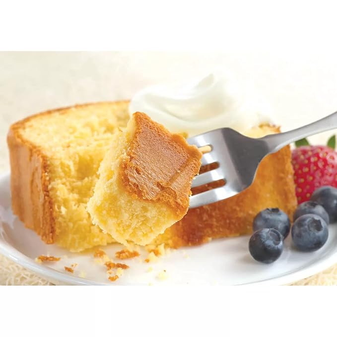 Gourmet Kitchn Sara Lee Frozen Family Size All Butter Pound Cake - Moist and Delicious - No Artificial Flavors Colors and high Fructose Corn Syrup-16oz (5 - Pack)