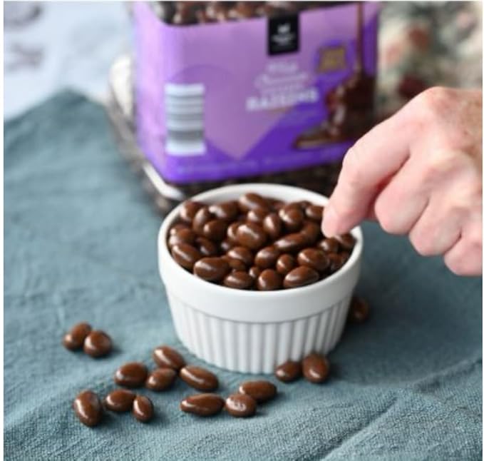 Member Mark Chocolate Raisins (54 oz.)