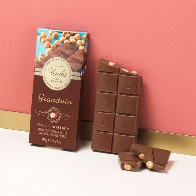 Venchi - Bundle of 6 Milk Chocolate and Hazelnut Bars 21.16 oz - 3.52oz each bar - Gluten Free - Family Pack