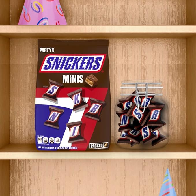 SNICKERS Minis Size Milk Chocolate Candy Bar Bulk Assortment 35.6 oz Bag (Pack of 2)