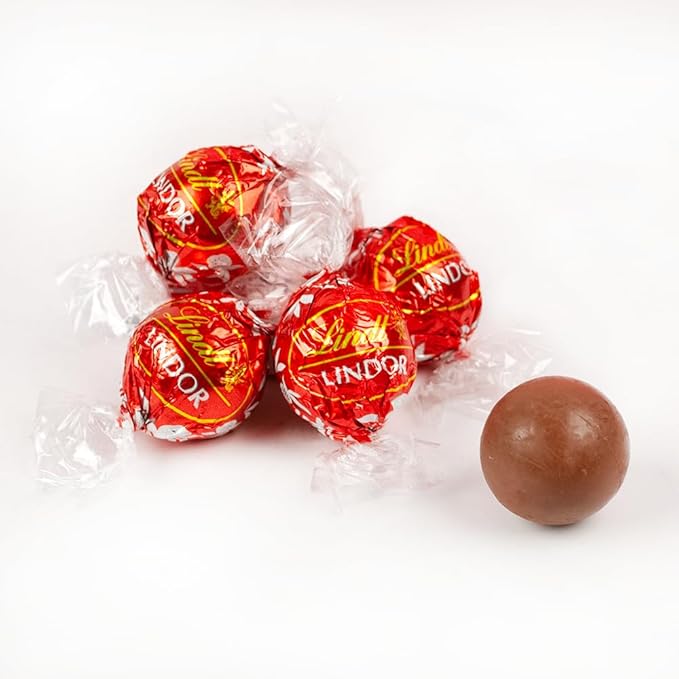 120 Pcs Valentine's Day Candy Strawberries &amp Cream &amp Milk Chocolate Truffles (3.3lbs or Approx. 120pcs) Pink &amp Red