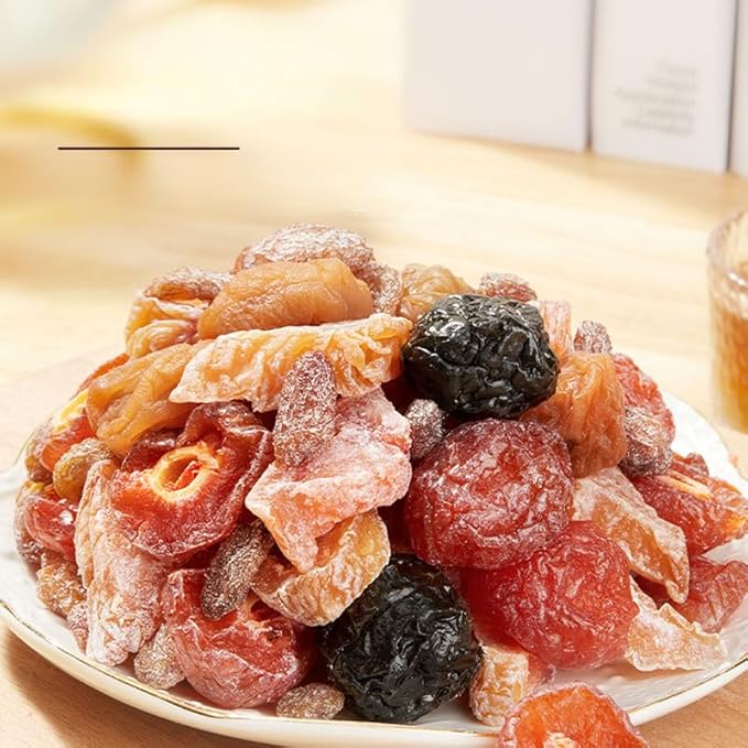 5 types of sweet and sour preserved plums 450g/can mixed with candied dried fruits black plums grape dried fruits Huameifruit snacks afternoon tea (1 can)