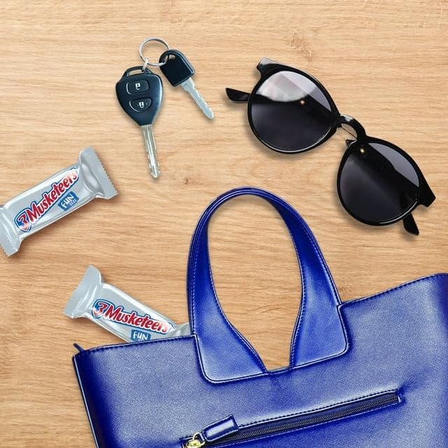 3 Musketeers Chocolate Candy Bars - Fun Size 3 Musketeers Candy Bars - Individually Wrapped Bulk 3 Musketeers Chocolate Bars - 3 Musketeers Milk Chocolate Bars - Bulk Candy Bag (Pack of 65)