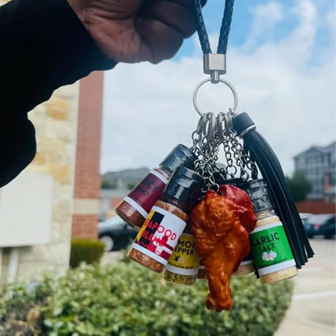 Mini Seasoning Bottles Keychain Seasoning Keychain on the Go 2025 New Upgrade Mini Flavor Keys Leak-Proof Design 10 Pcs Spice Keys for Foodies BBQ Travel
