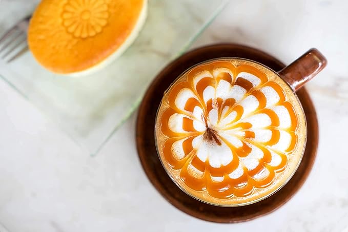 Classic Caramel Café Sauce by Hollander Chocolate Co. | For Caramel Lattes &amp Deserts | Perfect for the Professional or Home Barista - Net Wt. 91oz (64 fl Oz) Large Bottle (PUMP Included)