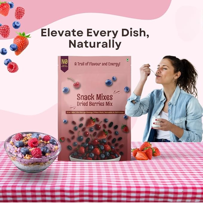 Generic Premium Mix Berries Gluten Free Non-GMO &amp VeganNatural Blueberrie Natural StrawberriesDried Cranberries Black Currants Berries Healthy Snack -100 gm
