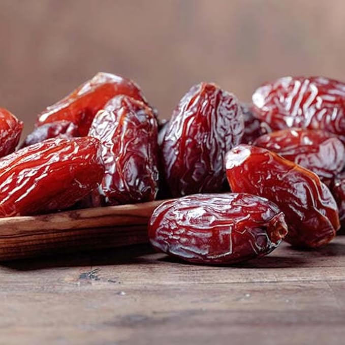 Anna and Sarah 5 Lbs Organic Medjool Dates No Sugar Added Natural Dried Dates in Resealable Bag 80 Oz
