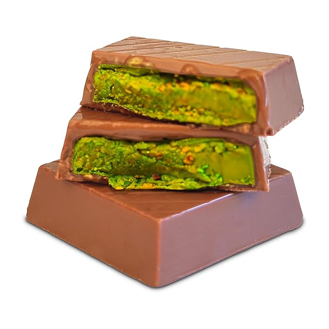 Dubai Pistachio Chocolate Gift Box – 16 Pieces x 0.7 oz) | Premium Stuffed Chocolate Gold-Wrapped Treats Inspired by Knafeh