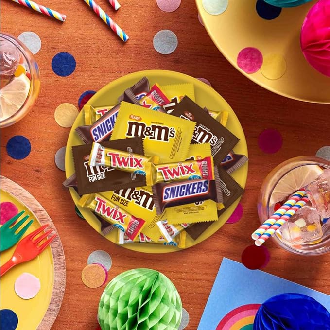 SNICKERS M&ampM'S &amp TWIX Fun Size Chocolate Candy Variety Mix 31.18-Ounce 55 Piece Bag
