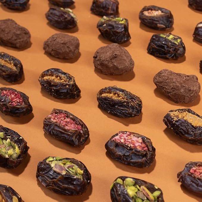 OMNIYA Delicacy Exquisite Medjool Dates 24 PCs Collection - Pistachio Strawberry Cinnamon Praline Lotus Ashta Cream - Essential Gift for Ramadan Eid Holidays Birthdays &amp Special Occasions