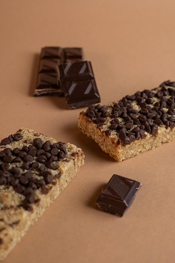 FlapJack Handmade Oat Bar - Premium English Oats (42-47%) | High Fiber Slow-Release Energy | Vegetarian Friendly | Made in Hungary by S.P.I.N. | 15pcs x 100g Chocolate Chip
