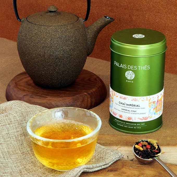 Palais des Thés Chai Tea - Organic Imperial Chai Blend with Cardamon &amp Pink Pepper - Premium Black Loose Leaf Tea Serves 20-25 Cups - 3.5oz Tin