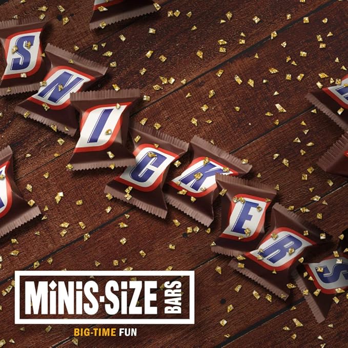 SNICKERS Minis Milk Chocolate Candy Bars Bulk – 9.7 Oz Bag (Pack of 8) Individually Wrapped Bite-Size Bars with Caramel Nougat Peanuts &amp Milk Chocolate Perfect Easter Baskets Parties Hallowe