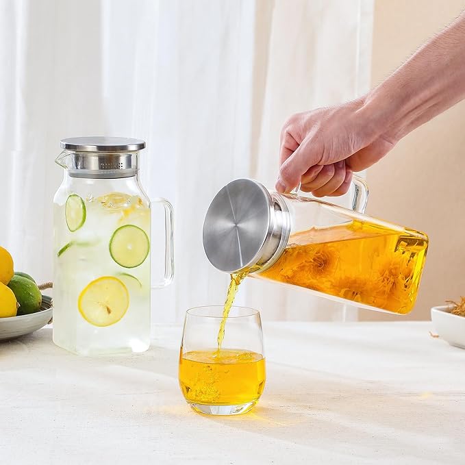 Netany 2 Pack 1.2 Liters/40 oz Small Square Glass Pitcher with Lid and Handle for Fridge Iced Tea and Coffee Carafe Storage Container Resistant to Hot and Cold Borosilicate Jug