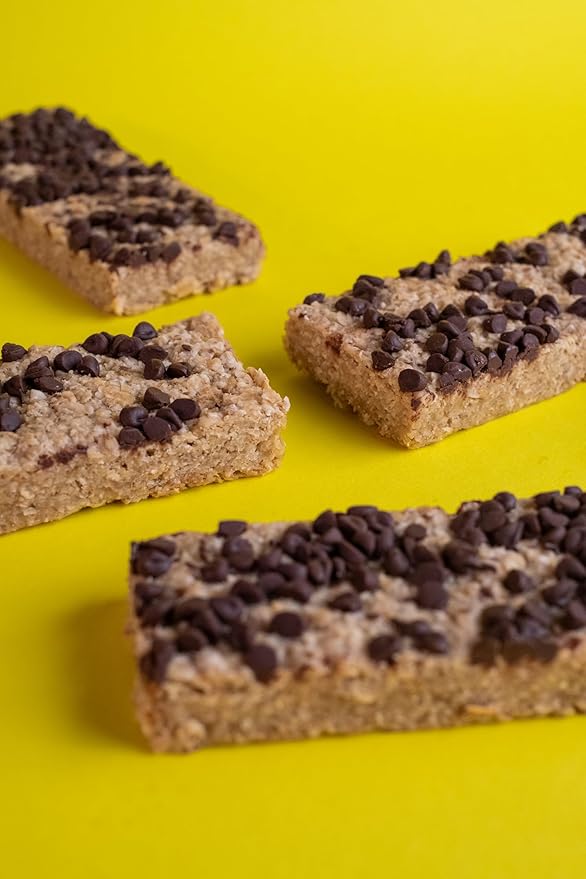 FlapJack Handmade Oat Bar - Premium English Oats (42-47%) | High Fiber Slow-Release Energy | Vegetarian Friendly | Made in Hungary by S.P.I.N. | 15pcs x 100g Chocolate Chip