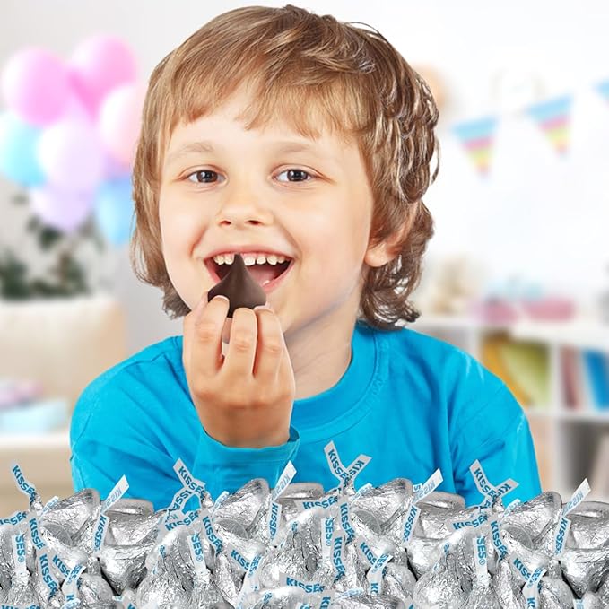 Bulk Milk Chocolate Candy 2 Pound Approx. 200 Pieces - Individually Wrapped Silver Foil Milk Chocolate Candy for Party Favors Candy Buffets Gifts &amp Treats